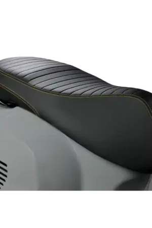 Geld-Terug-Garantie Vespa Sport zadel Black Kit GTS