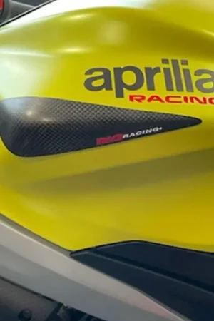 Exclusieve Aanbieding R&G TS0062CM Tank Sliders Mat Carbon Aprilia RS 660 / Tuono 660 21-