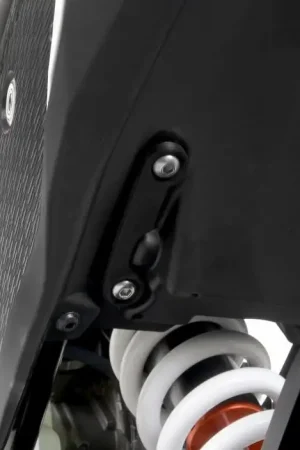 Flitsaanbieding R&G BLP0119BK Voetsteunafdekplaat Links Zwart KTM 390 Adventure 20-