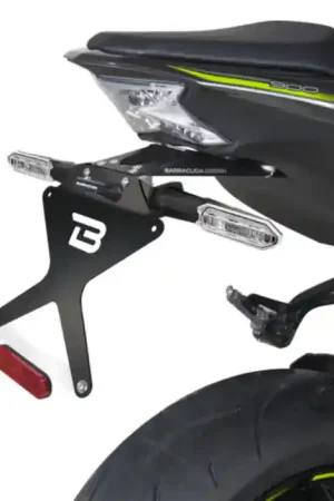 Laatste Versie Barracuda Kentekenplaathouder OEM Knipperlichten Kawasaki Z900 (20-)