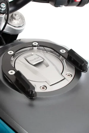 Ambachtelijk Hepco en Becker bevestiging Tanktas BMW F900R (2025-)