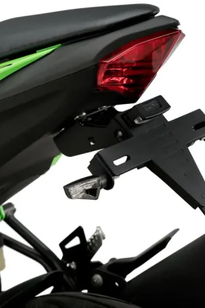 Puig Kentekenplaathouder Kawasaki Ninja 125 / Z125 (2019-) Finale Uitverkoop