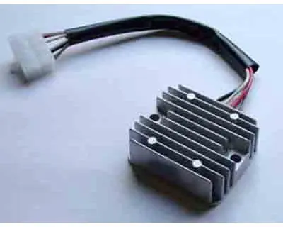 HOCO PARTS - REGULATOR, 67 3320 - Voltage Regulator - Geschikt voor diverse Yamaha modellen Favoriet