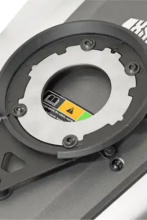 GIVI - BF24-SPEC - Brackets - Flens voor tankslot XSR700 Korting