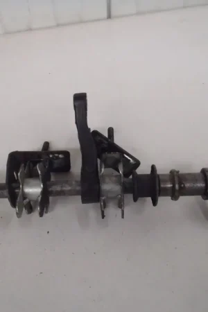 Direct Beschikbaar Wielas achter Suzuki GSF Bandit 600 (GN77A)