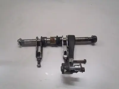 wielas achterHONDA VF 700 F (RC23) Koop Vandaag