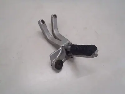 Beperkt Aanbod voetsteun achter rechts Suzuki RF 900 R (GT73A)