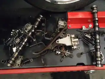 Merkproduct nokkenassen en slepers Honda CB650SC (RC13)