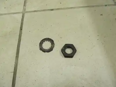 Geld-Terug-Garantie Kettingwielhouder moer SuzukiGS 550 L