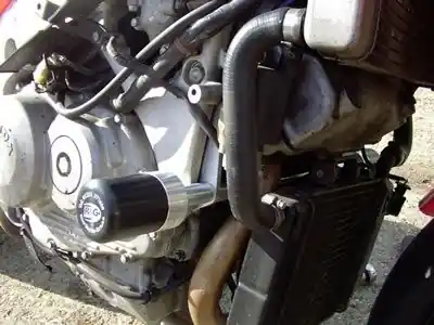 R&G - CRASH PROTECTOR, WHITE - Protectors - HONDA RVF400 Wereldwijde Verzending